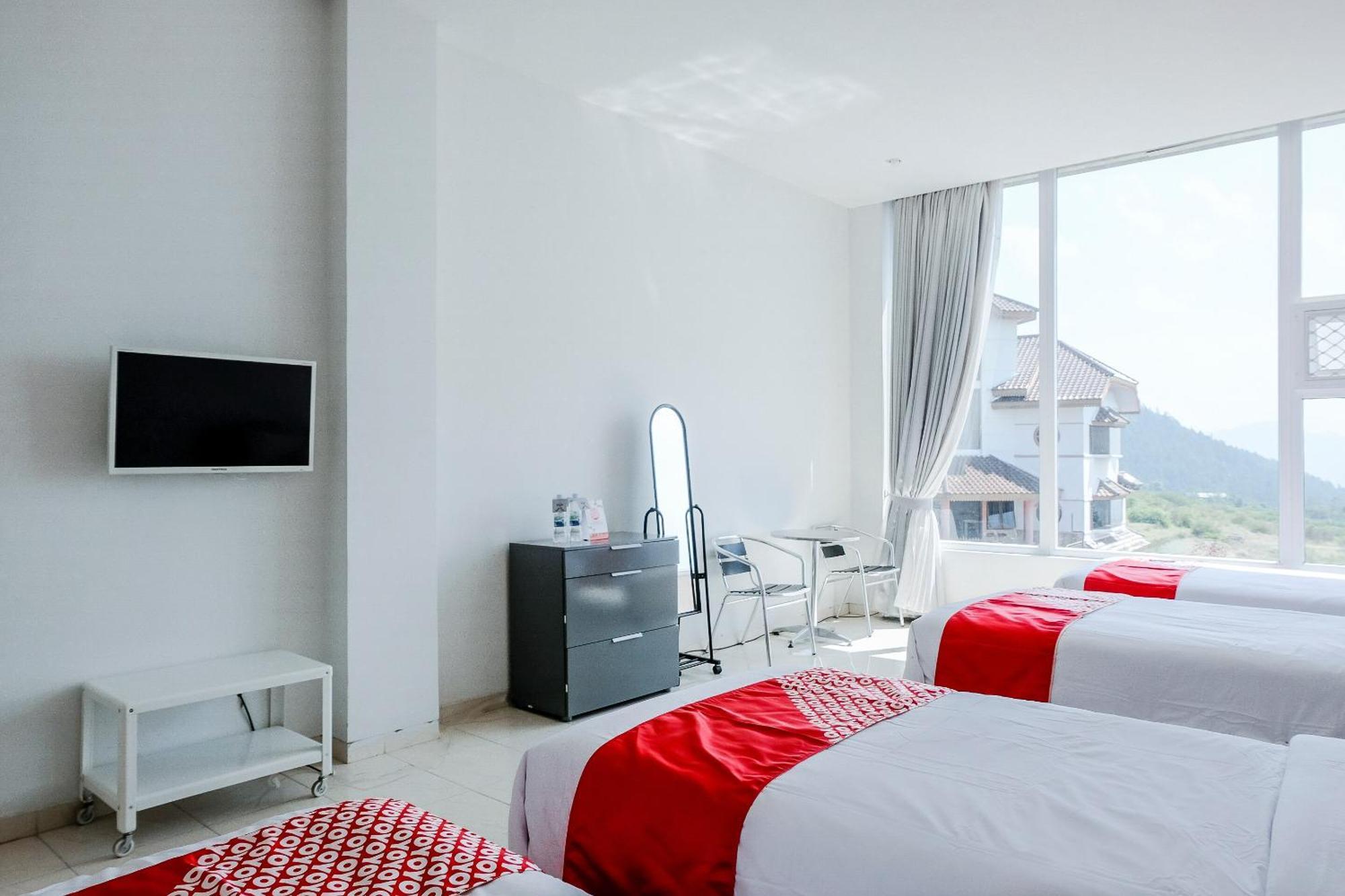โอโย 1194 วิลลา บูกิต ปันเดอร์มัน เรสซิเดนซ์ Hotel บาตู ภายนอก รูปภาพ