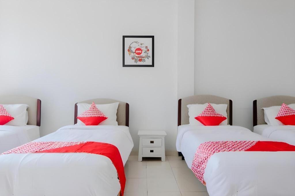โอโย 1194 วิลลา บูกิต ปันเดอร์มัน เรสซิเดนซ์ Hotel บาตู ภายนอก รูปภาพ