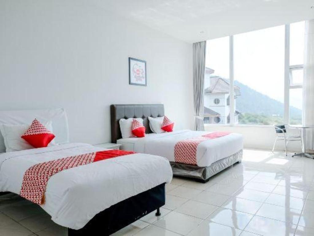 โอโย 1194 วิลลา บูกิต ปันเดอร์มัน เรสซิเดนซ์ Hotel บาตู ภายนอก รูปภาพ