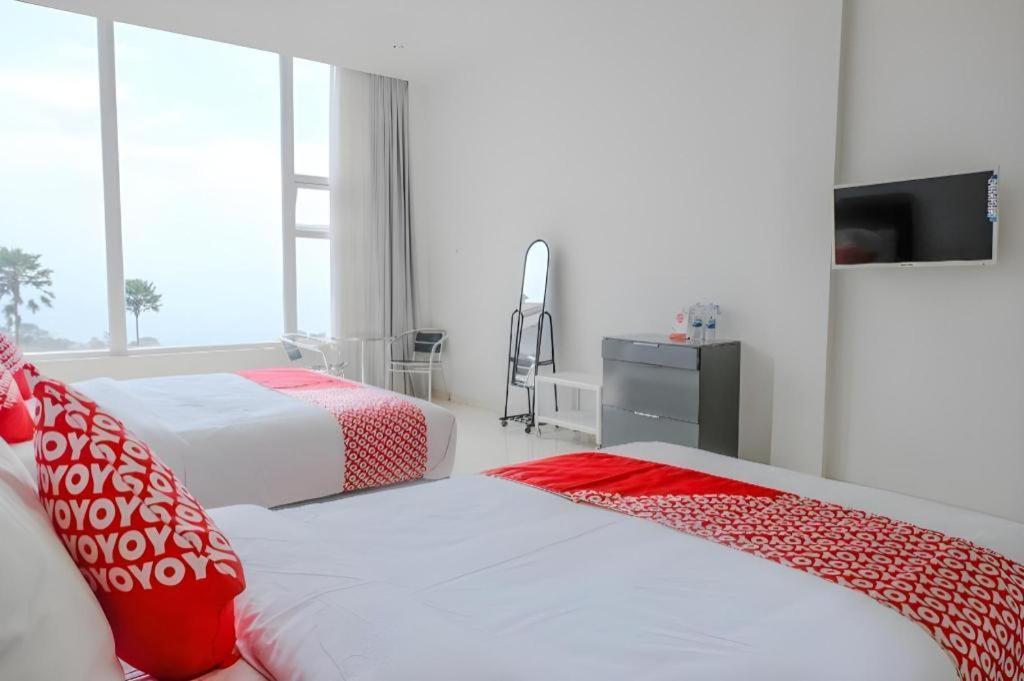 โอโย 1194 วิลลา บูกิต ปันเดอร์มัน เรสซิเดนซ์ Hotel บาตู ภายนอก รูปภาพ