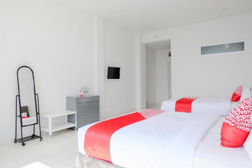 โอโย 1194 วิลลา บูกิต ปันเดอร์มัน เรสซิเดนซ์ Hotel บาตู ภายนอก รูปภาพ